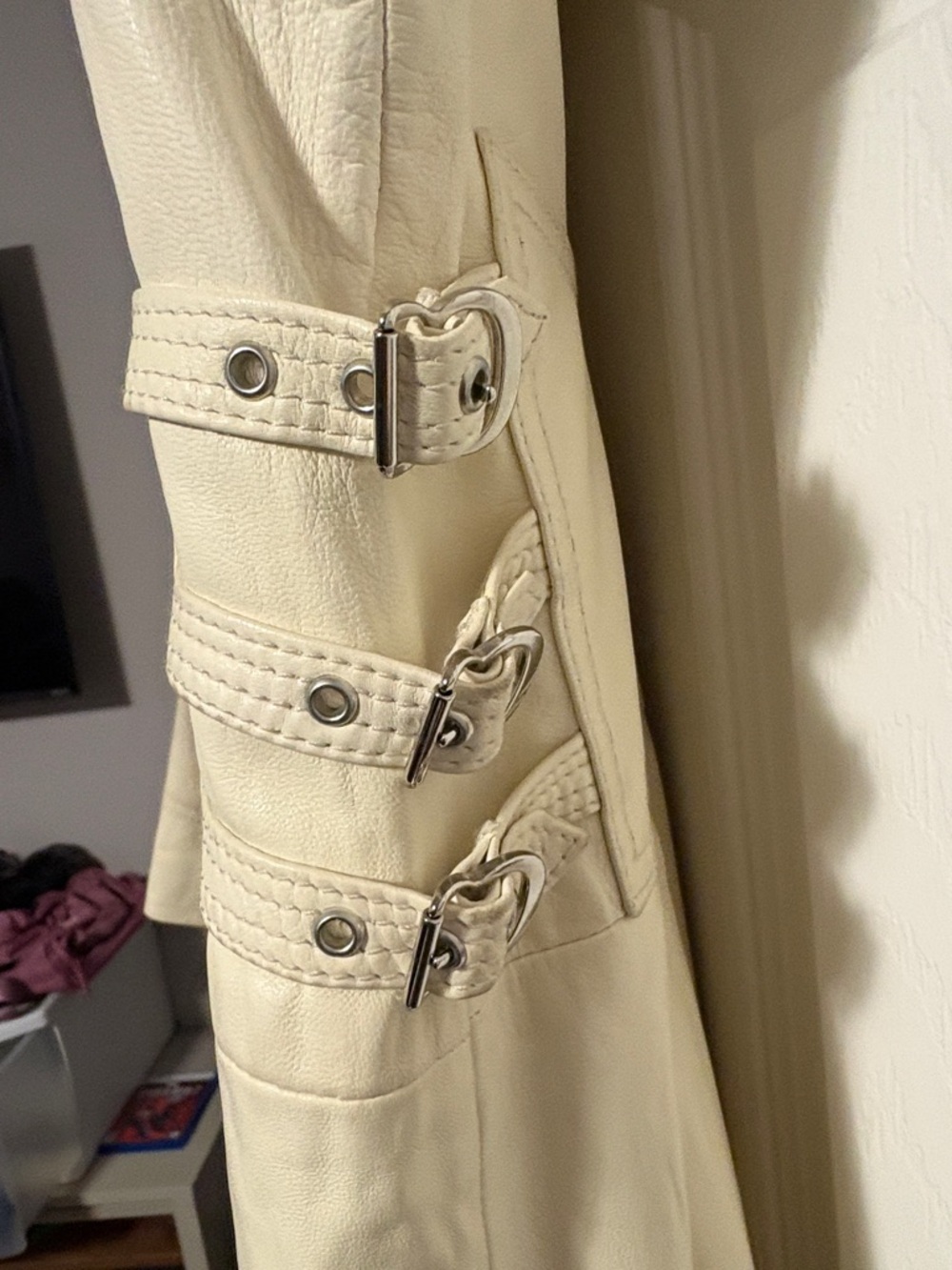 HUGO Cream Leather Longline Coat with Snap Front - Picture 3 of 8